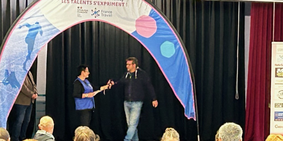 4---STADE-EMPLOI---USSEL